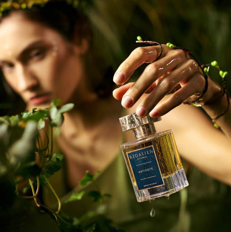 REGALIEN ISTANBUL Antidote